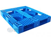 four way pallet mould